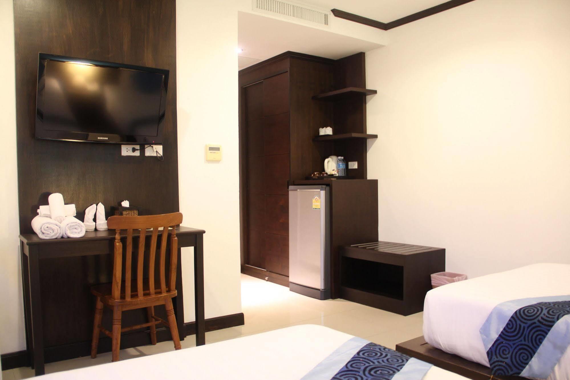 Sri Boutique Hotel パトン エクステリア 写真