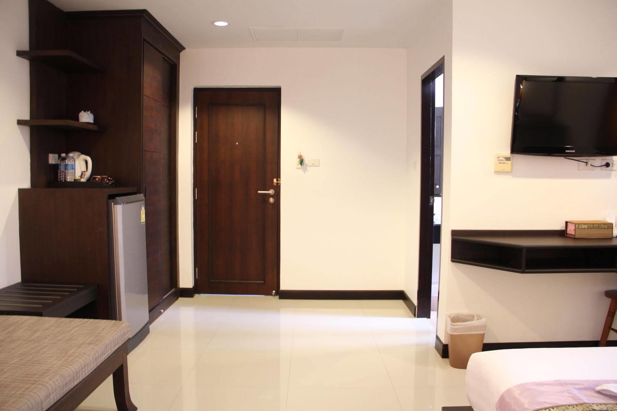 Sri Boutique Hotel パトン エクステリア 写真