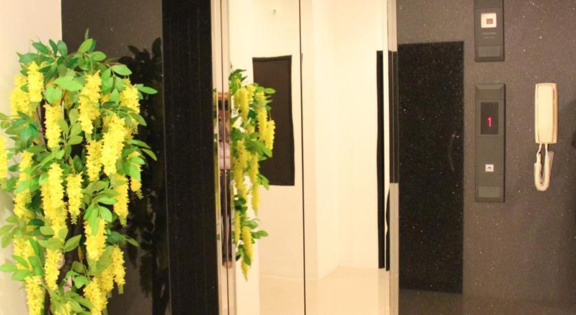 Sri Boutique Hotel パトン エクステリア 写真
