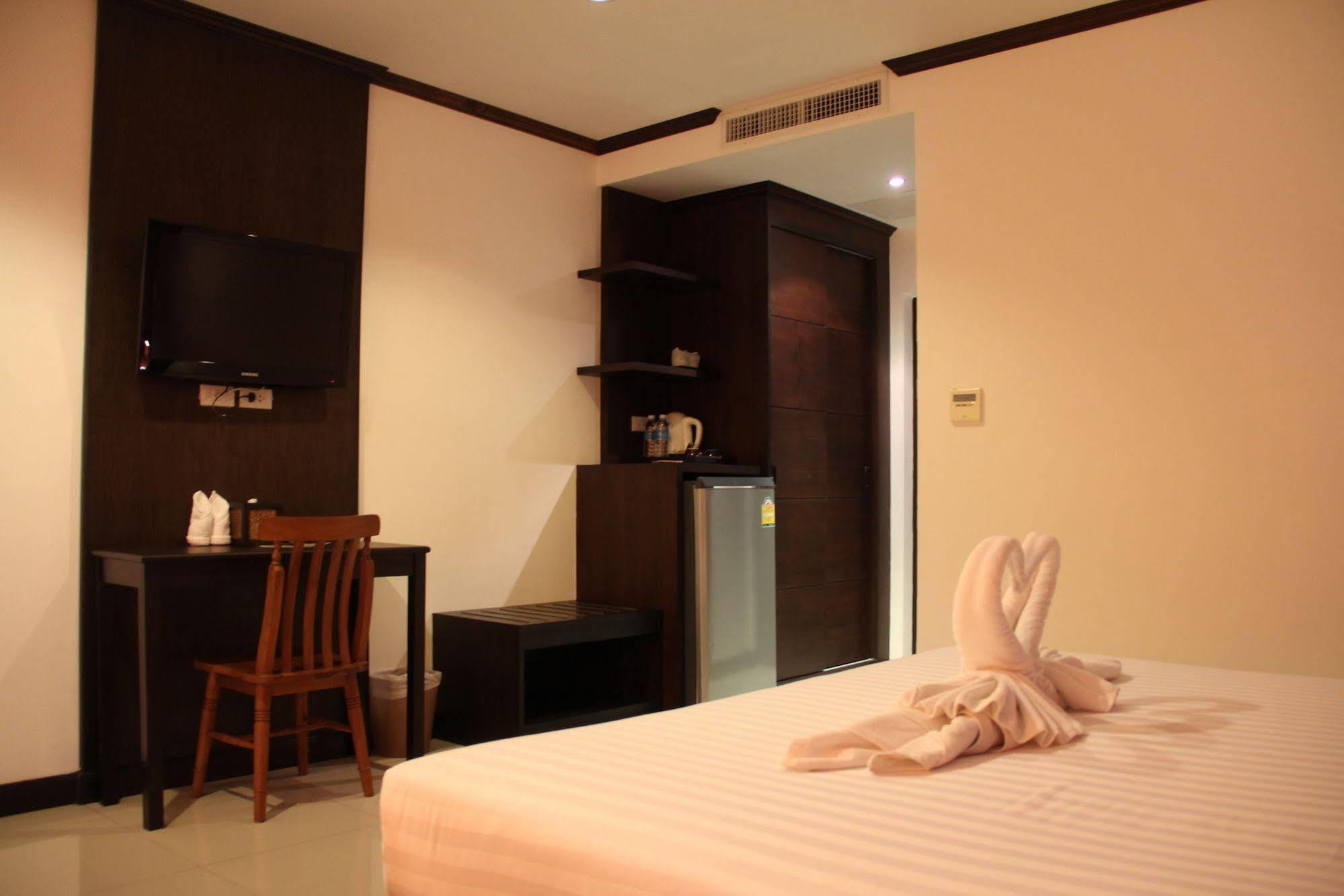 Sri Boutique Hotel パトン エクステリア 写真